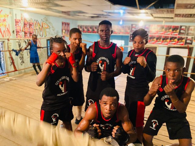 Cico boxing acqademy - teenage boxers male and female2