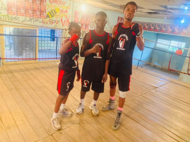 Cico boxing acqademy - teenage boxers male and female2